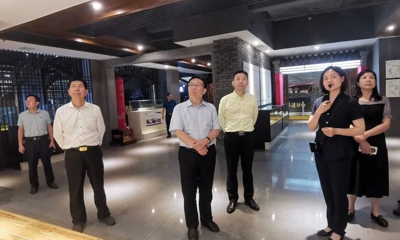 关于张家界市政协副主席汤敬波一行来安化县调研茶产业的相关内容