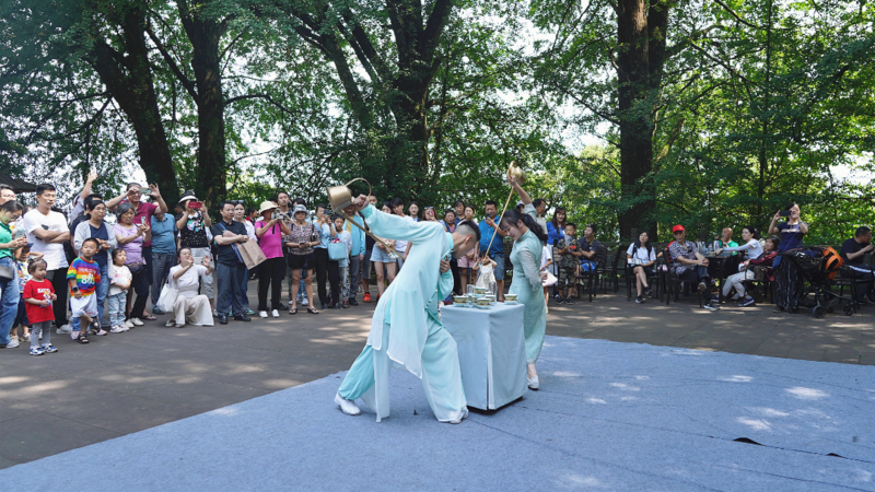 有关于 茶里寻鲜 把“名”做强 雅安名山文旅提振助推产业振兴的消息(5)