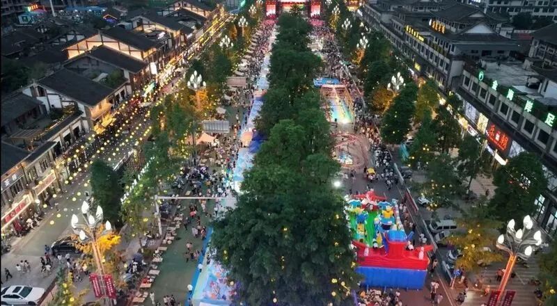 有关于 茶里寻鲜 把“名”做强 雅安名山文旅提振助推产业振兴的消息(1)