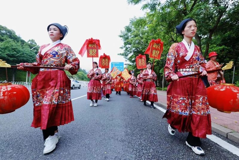 有关于安溪:一场铁观音茶俗甜蜜婚典的内容