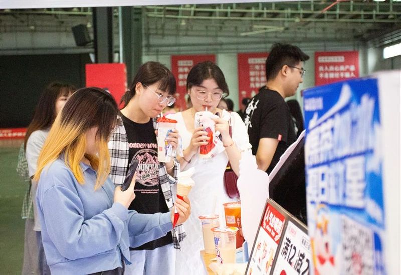 有关于喜茶登陆伦敦,新茶饮出海,难有“捷径”?的内容(1)