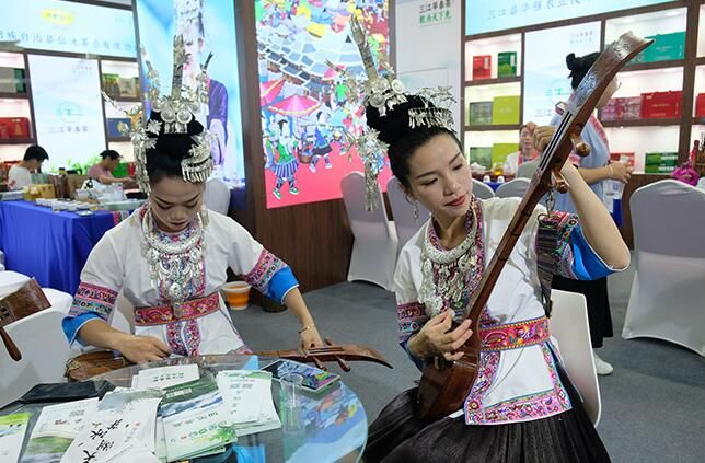 关于茶产业盛会2023“两展一节”今日开幕 特设十周年回顾展的消息(6)