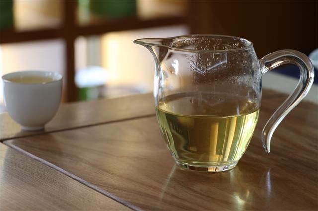 有关于社交场上的“以茶代酒”的内容(1)