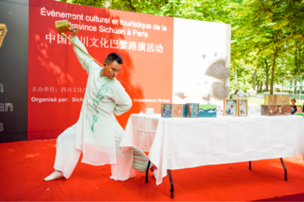 有关于蒙顶山茶敬友人，四川文化放光彩——蒙顶山茶文化走进欧洲系列活动影响巨大的新闻(1)