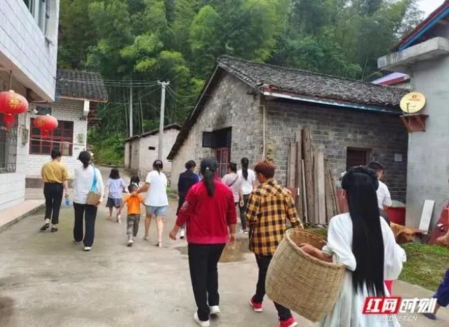 有关于永定区桥头乡：课堂实践享乐趣，村民齐心制香茶的信息