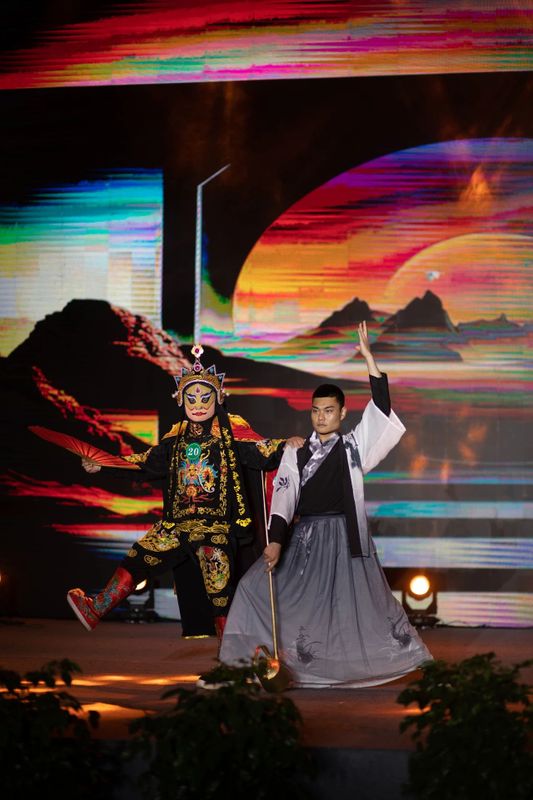 有关于名山推荐官城市盛典即将开始的相关内容(5)