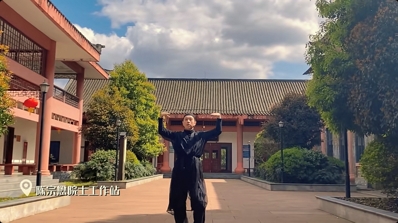 有关于名山推荐官城市盛典即将开始的相关内容(11)