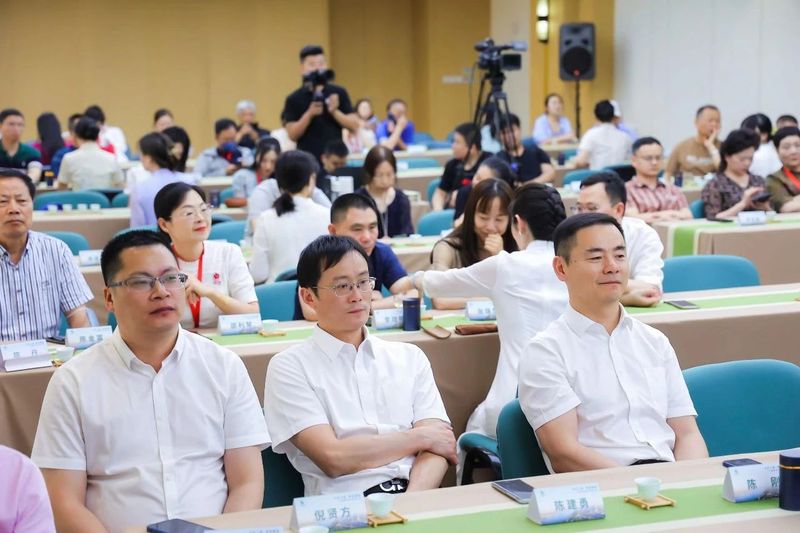 关于今在上虞，翠茗飘香——“上虞翠茗”北京推介会盛大举行的消息(1)