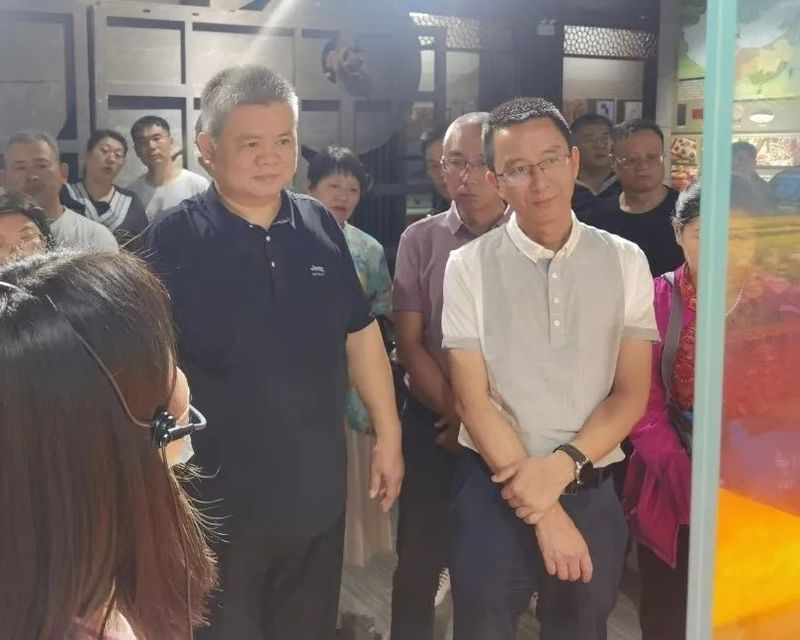 关于杨承高来安化调研黑茶产业发展工作的信息