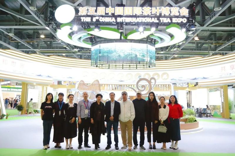 有关于宜兴市茶文化促进会赴长兴、杭州开展调研考察的信息(11)