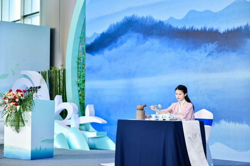 关于茶情文思共一堂 《茶·文化与人类》首发式圆满举行！的新闻(2)