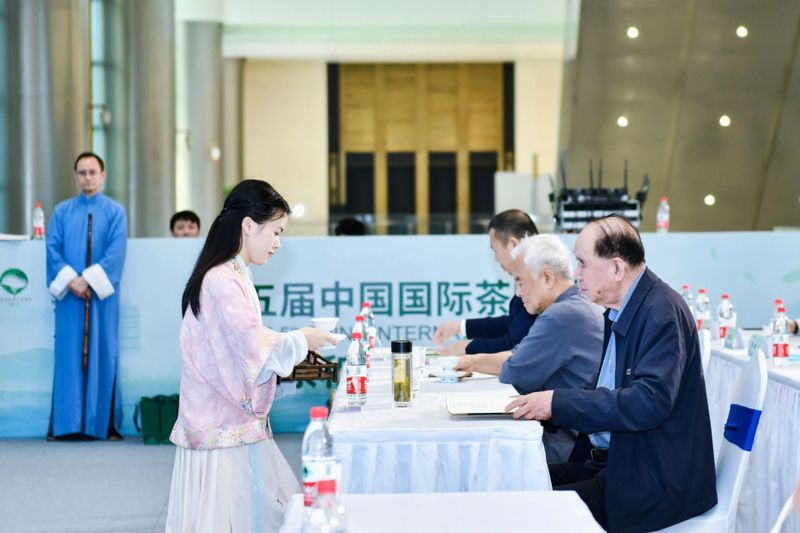 关于茶情文思共一堂 《茶·文化与人类》首发式圆满举行！的新闻(3)