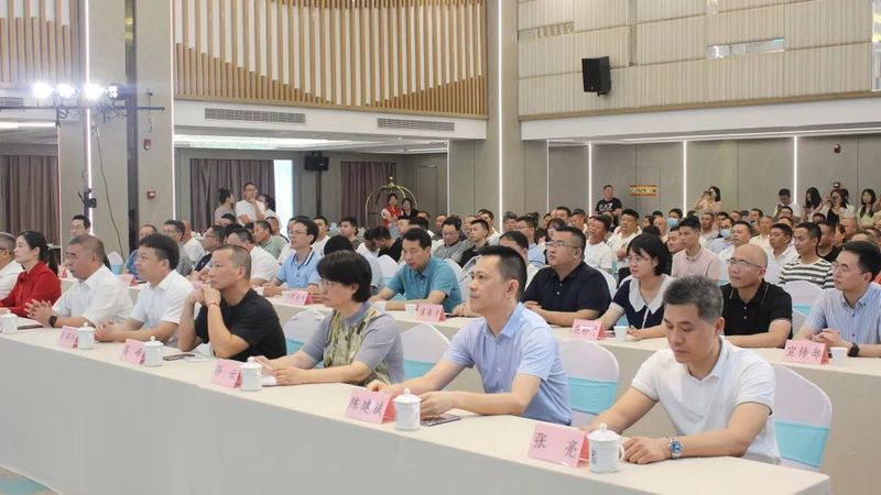 有关于三大茶王出炉！这场茶王赛助力好茶茗扬天下的相关内容