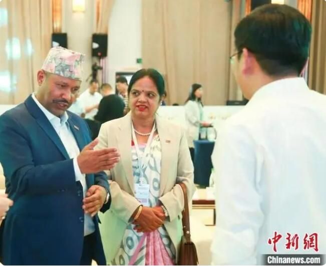 关于海内外专家茶企共谋茶产业发展迎国际茶日的信息(1)