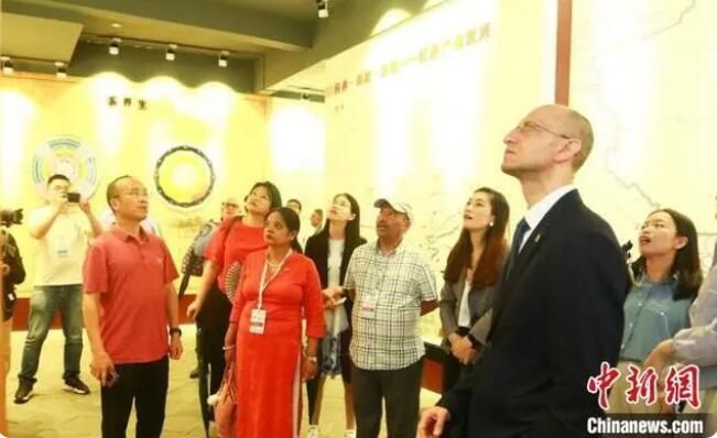 关于海内外专家茶企共谋茶产业发展迎国际茶日的信息