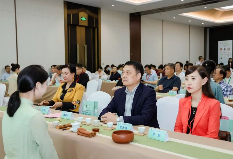 关于“茶船古道·新丝路”六堡茶行销全球2023杭州站暨梧州六堡茶投资推介会在杭举行的资讯(4)