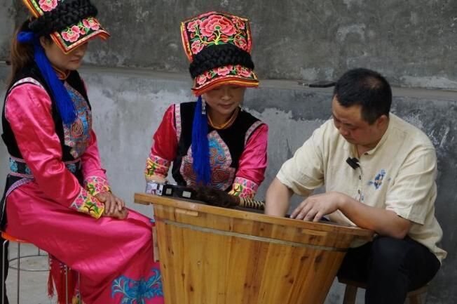 关于探秘西路边茶之北川古羌罐罐茶的最新消息(2)