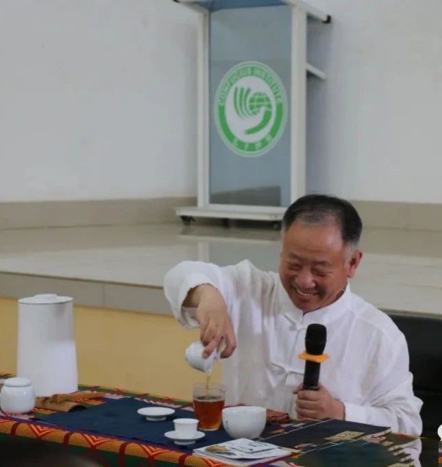 关于寻香问茶——多哥洛美大学“茶和天下·雅集——青岛有礼”文化交流活动的最新消息(2)