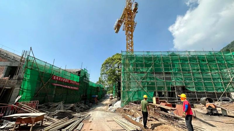 关于蒙顶山景区提升改造项目工程有序推进的相关内容