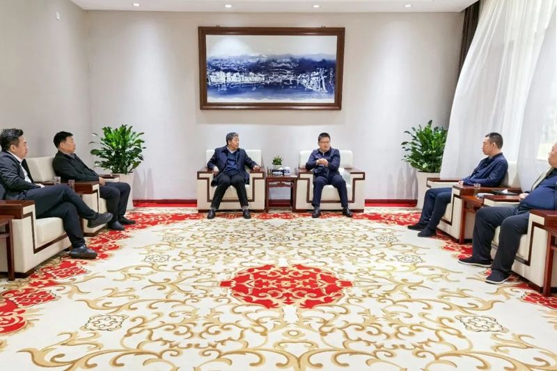 有关于山西省供销合作社联合社考察组来我县考察茶产业的相关内容