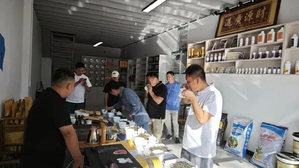 关于云南茶叶所江城科技特派团及农科服务团到江城县开展科技服务工作的消息(2)