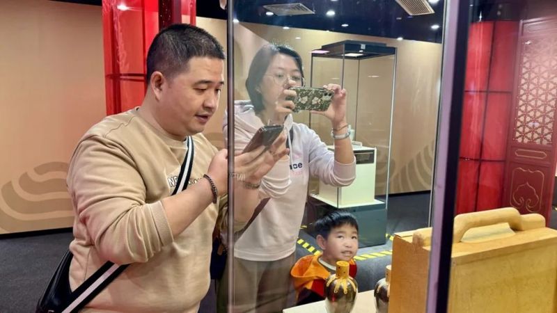 有关于品味贡茶芬芳 感受历史底蕴 故宫贡茶回乡展受热捧的内容(3)