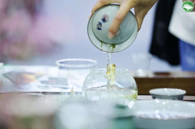 有关于提振陕茶文化自信 讲好陕茶文化故事的相关信息(5)