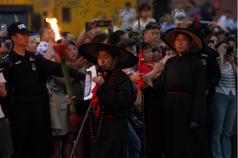 有关于贵州贡茶城百姓大舞台民族文化展示系列活动启动的信息(3)