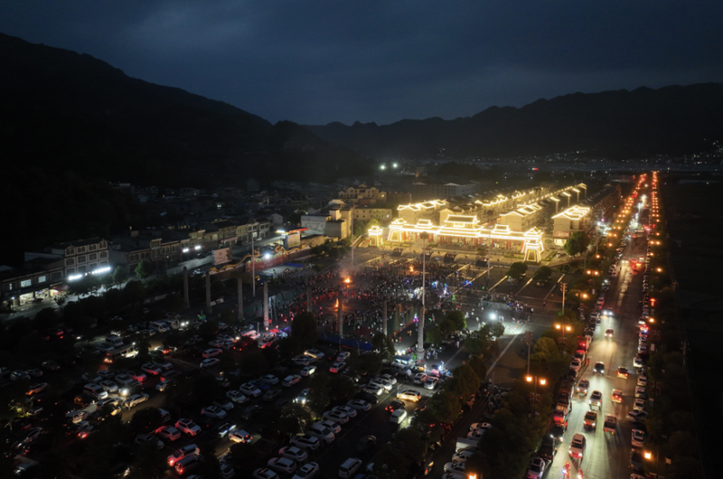 有关于贵州贡茶城百姓大舞台民族文化展示系列活动启动的信息(6)