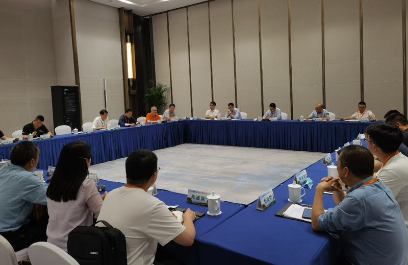 有关于胡立左局长视察中国国际茶叶博览会温州展区并主持召开温州茶产业座谈会的最新消息(1)