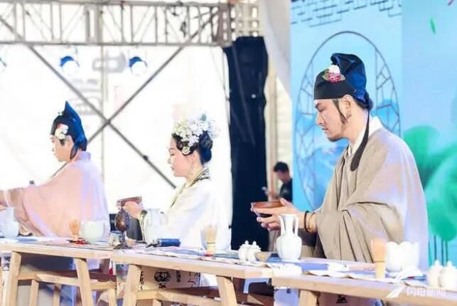 有关于现场交易额达8600万元！中国(济南)第十七届国际茶产业博览会圆满闭幕的新闻(1)