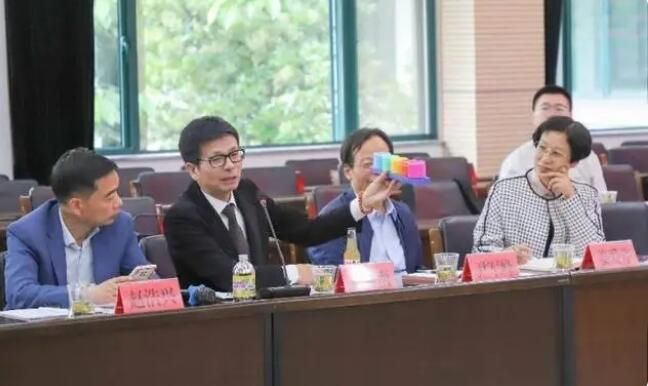 关于在中国春茶第一早的故乡,中茶所院士领衔团队把脉问茶的新闻(6)