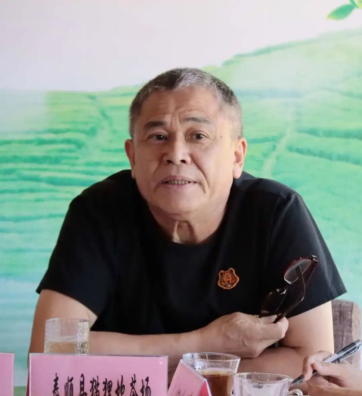 有关于茶园里开“茶话会”　共谋茶产业新发展的相关信息(9)