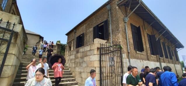 有关于各地嘉宾体验九江茶旅文化的新闻(7)