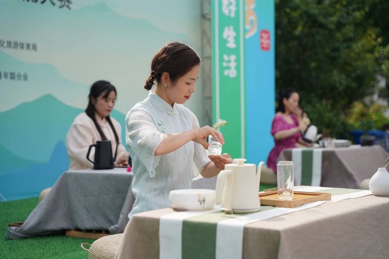 有关于黄山武夷山“斗茶大赛”推出联名茶的相关信息(2)