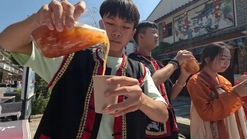 关于国际茶日，宁洱县举办“茶和天下·共享非遗” 主题系列茶文化活动的相关信息(5)