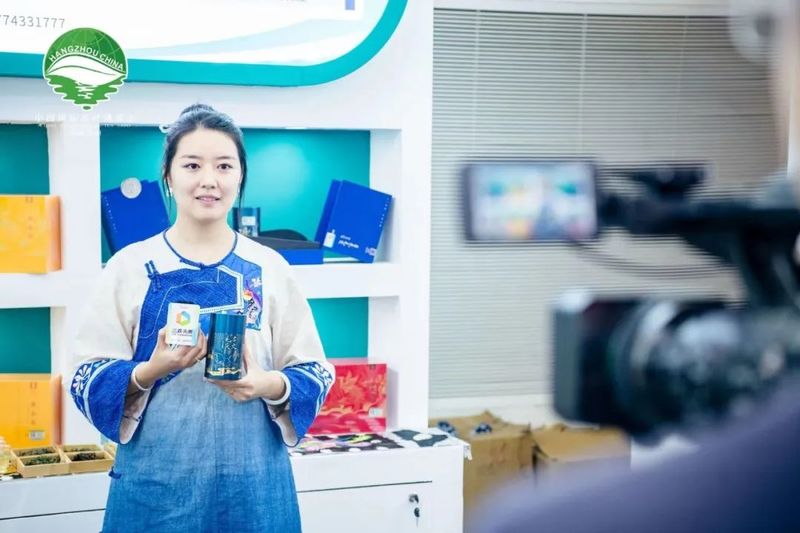 有关于湘西组团参加第五届中国国际茶叶博览会 开拓湘西茶市场 叫响湘西茶品牌的相关内容(2)