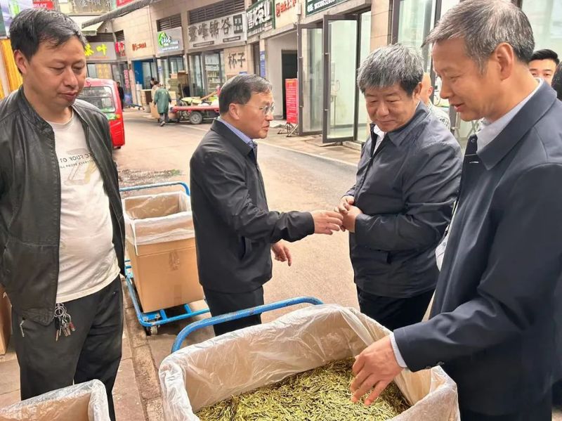 关于做好“三茶”统筹大文章 打造融合发展新业态——西双版纳州政协赴四川、重庆学习考察的最新消息(6)