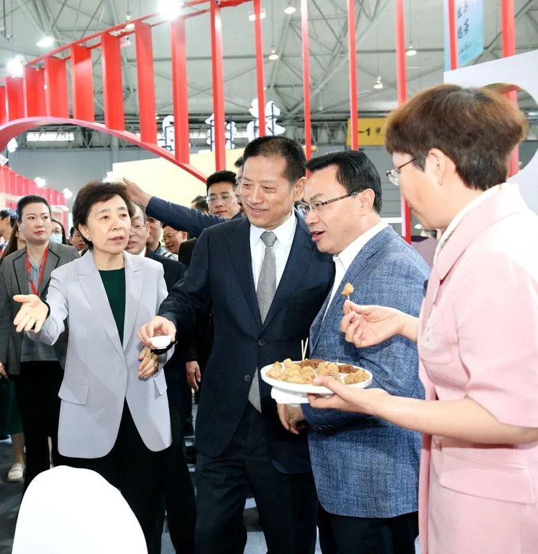 有关于“川红工夫·筠连红茶”荣耀亮相第十二届四川国际茶业博览会的最新消息(1)