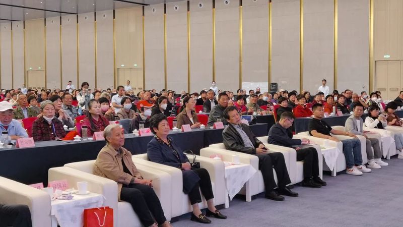 关于2023年贵州绿茶山东经销商千人大会在济南召开的内容(8)