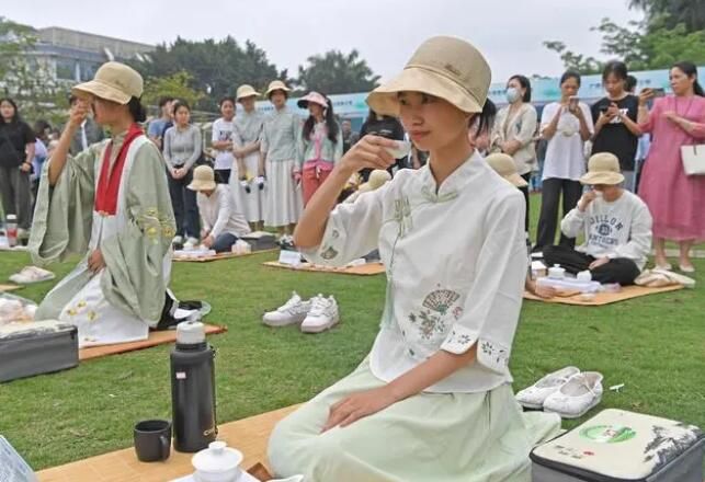 有关于2023年广西国际茶日暨第十五届全民饮茶活动举行的信息(2)