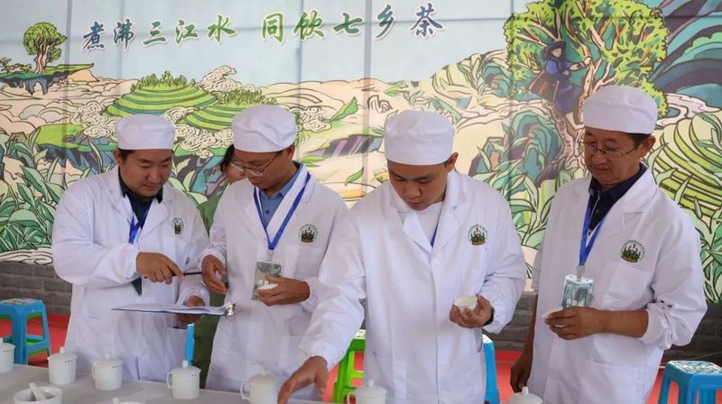 有关于“茗动江城”斗茶大赛圆满落幕的消息(3)