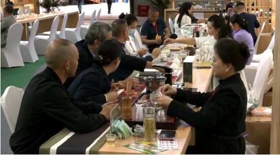 关于茶博会期间 “通江茶”销售突破40万元的资讯