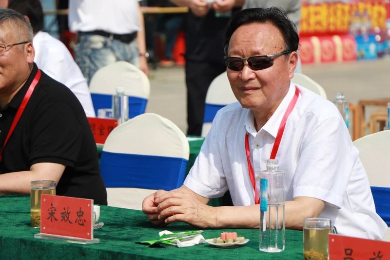 关于苔花如米小 也学杜丹开 —— 信阳市茶文化协会发展侧记的相关内容(1)