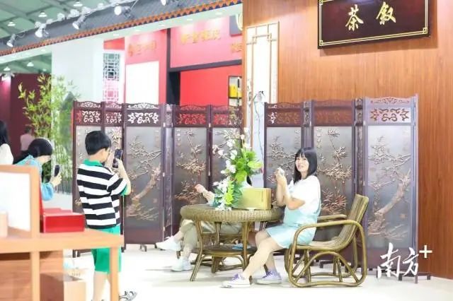 有关于茶叙场景在2023潮州工夫茶大会上呈现的信息(2)