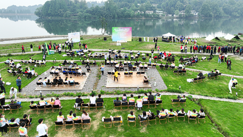 有关于名山区：深化茶旅融合 助推乡村振兴的内容(2)