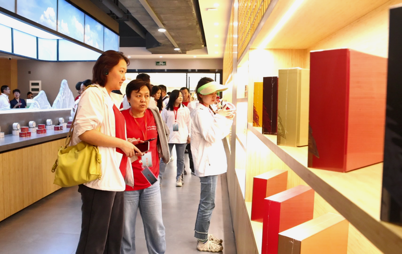 有关于第四届正山小种光泽红茶品鉴会暨核心经销商大会举办的新闻(5)