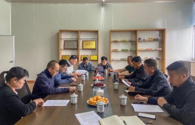 有关于何胜富率队赴四川等地开展茶产业专项招商考察的新闻(2)