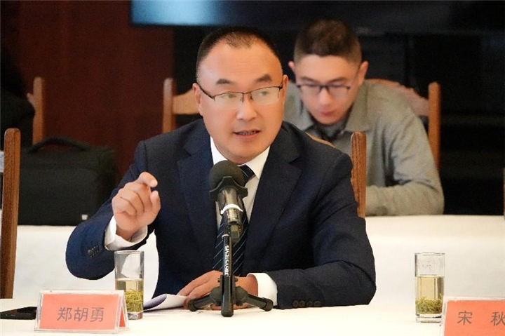 有关于四川青年茶人欧盟使团开讲茶文化的相关内容(2)