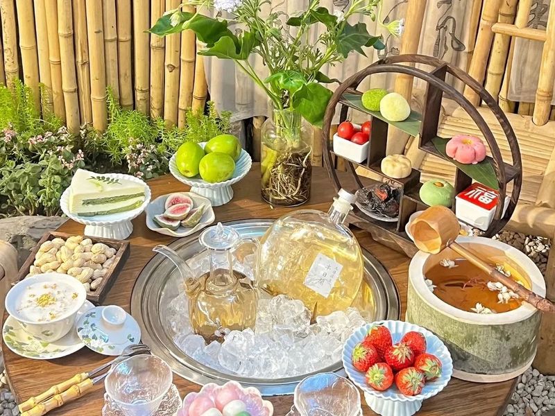 有关于夏天也围炉，新晋顶流“围炉冰茶”席卷年轻人社交圈的相关内容(7)